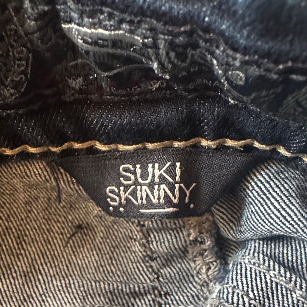 Silver brand Dark Blue Women's Jeans with Contrast Stitching - Picture 3 of 4